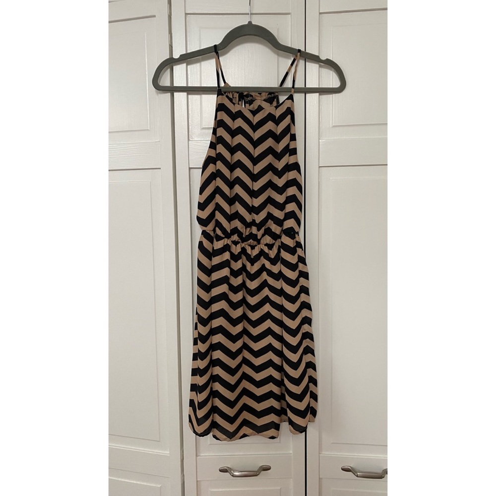 Emerald Sundae Short Tan & Black Skater Chevron Dress